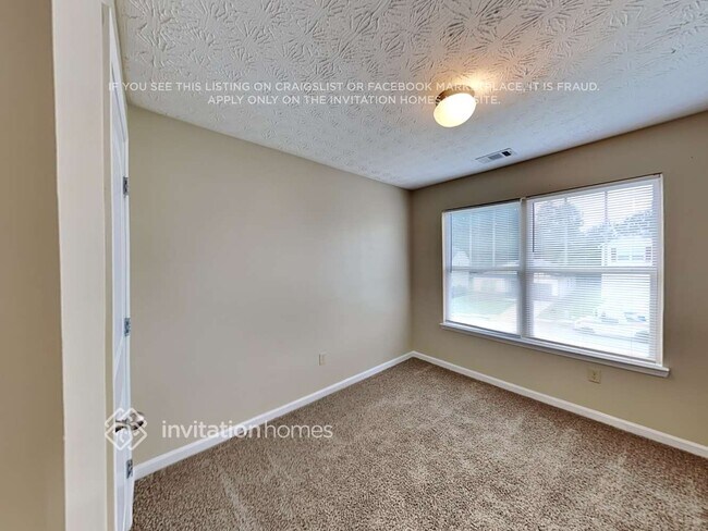 Building Photo - 517 Brady Dr