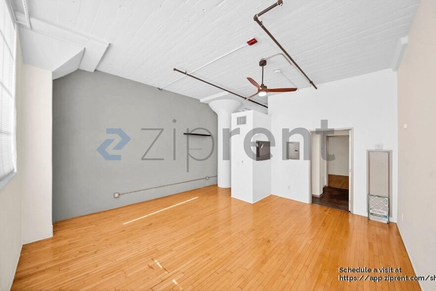 Building Photo - 420 San Pedro St