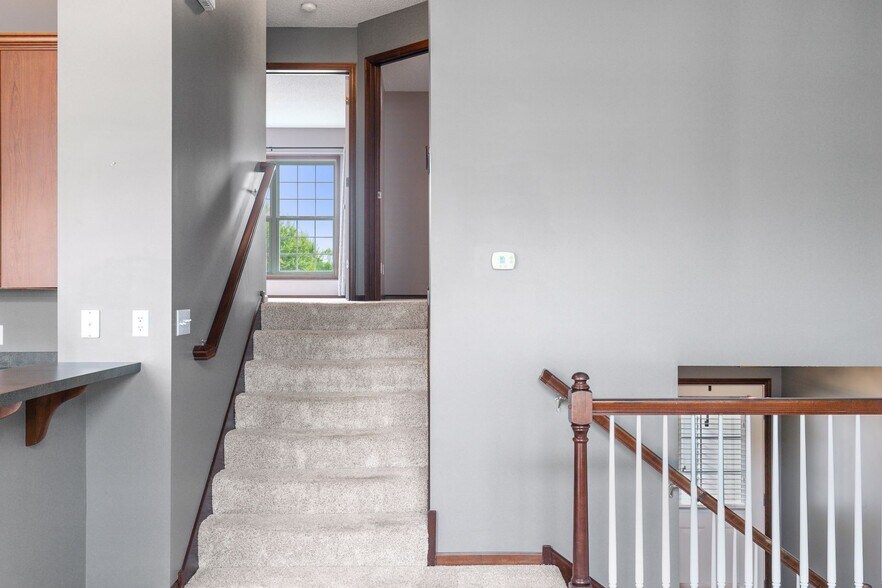 Building Photo - 15424 Foster Dr N