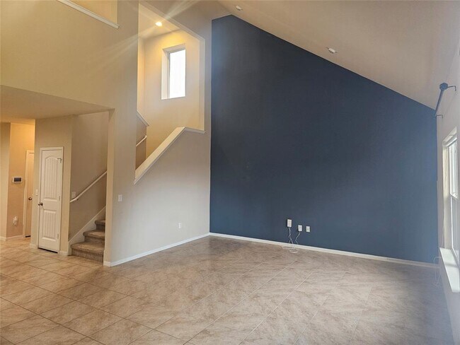 Building Photo - 3112 Armidale Dr