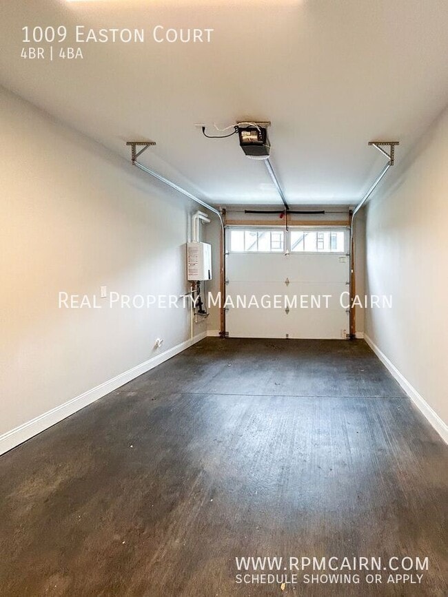 Building Photo - 1009 Easton Ct