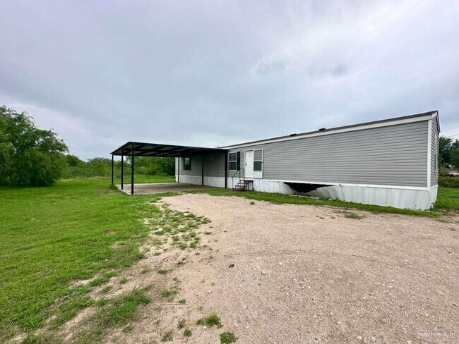 Building Photo - 22516 N Val Verde Rd