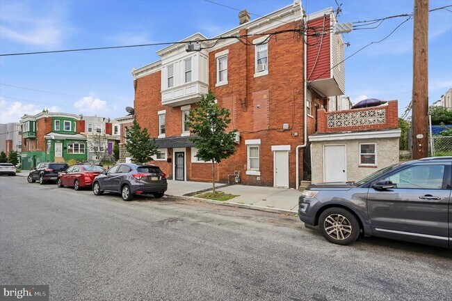 Building Photo - 5601 Hunter St