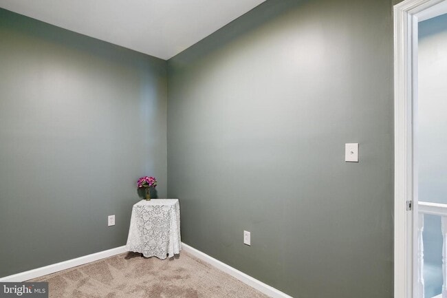 Building Photo - 1648 Normal Ave