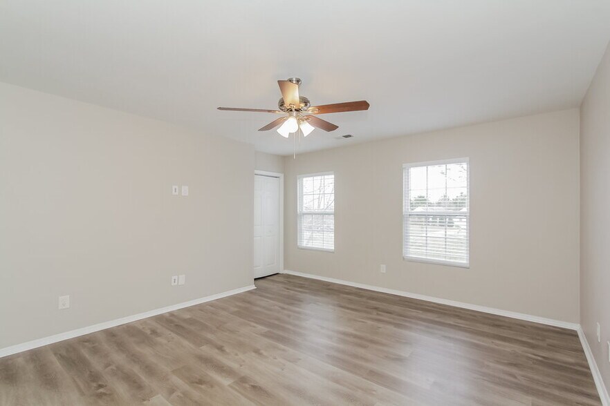 Building Photo - 4414 Hadstone Ln