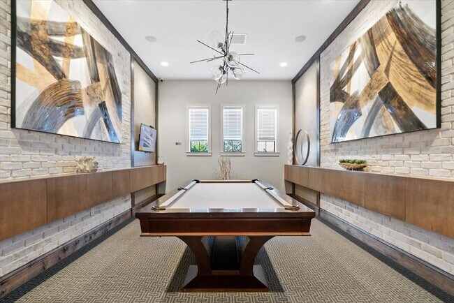 Building Photo - 5524 Little Path Dr