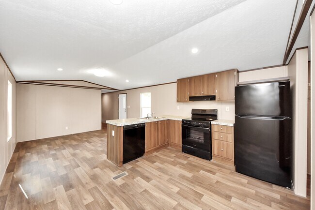 Building Photo - 13718 Brigadier Dr