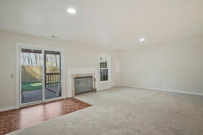 Building Photo - 12918 Tourmaline Ter