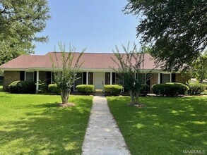 Building Photo - 2300 Wentworth Dr
