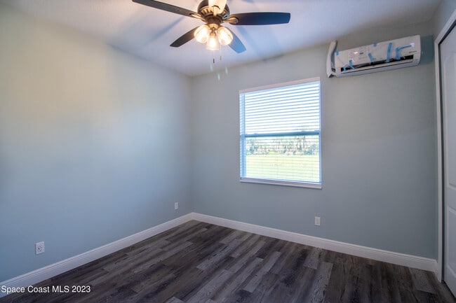 Building Photo - 2106 Madden Ave