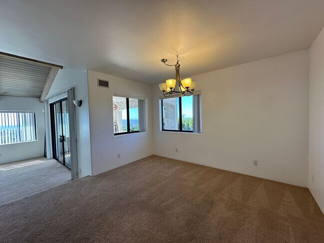 Building Photo - 1200 Palomino Rd