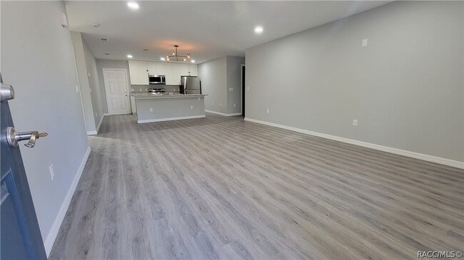 Building Photo - 788 W Glenhaven Dr