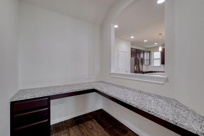 Building Photo - 17204 Calipatria Ln