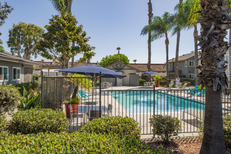 Building Photo - 631 Blackshaw Ln