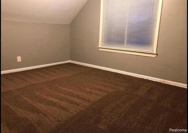 Building Photo - 1761 E Evelyn Ave