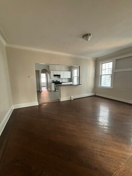 Building Photo - 330 Keer Ave