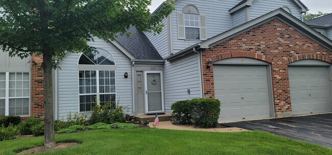 Primary Photo - 235 Wellington Cir