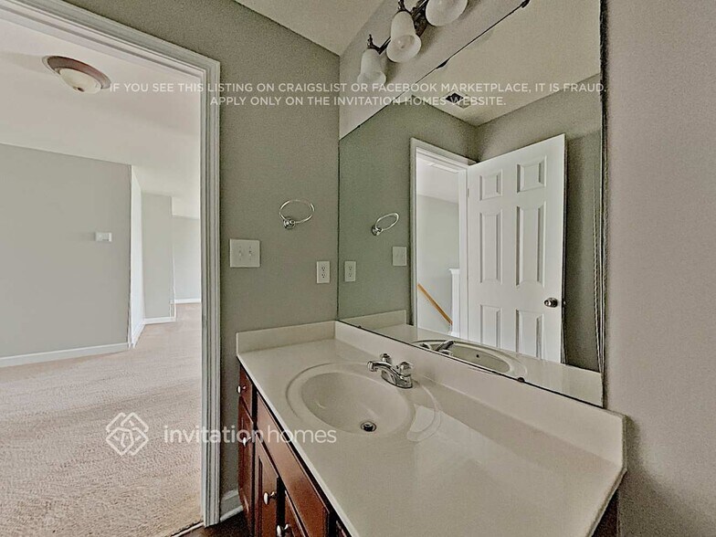 Building Photo - 4020 Linville Falls Ln