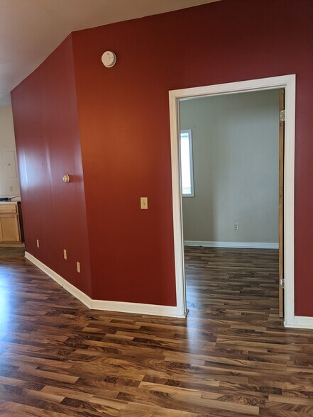 Building Photo - 321 N Michigan Ave