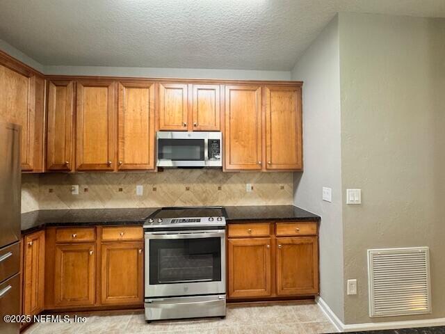 Building Photo - 9831 9831-1 Del Webb Parkway Ap