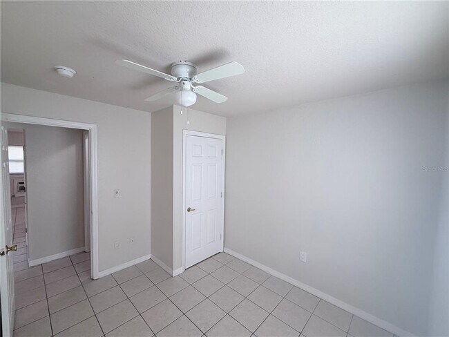 Building Photo - 507 Twin Pines Ln