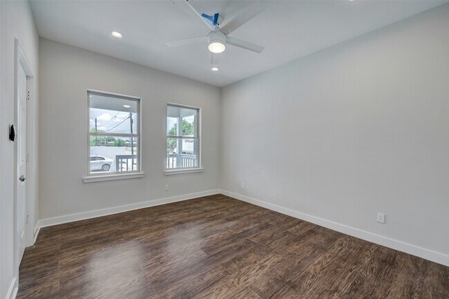 Building Photo - 1601 Bigelow St