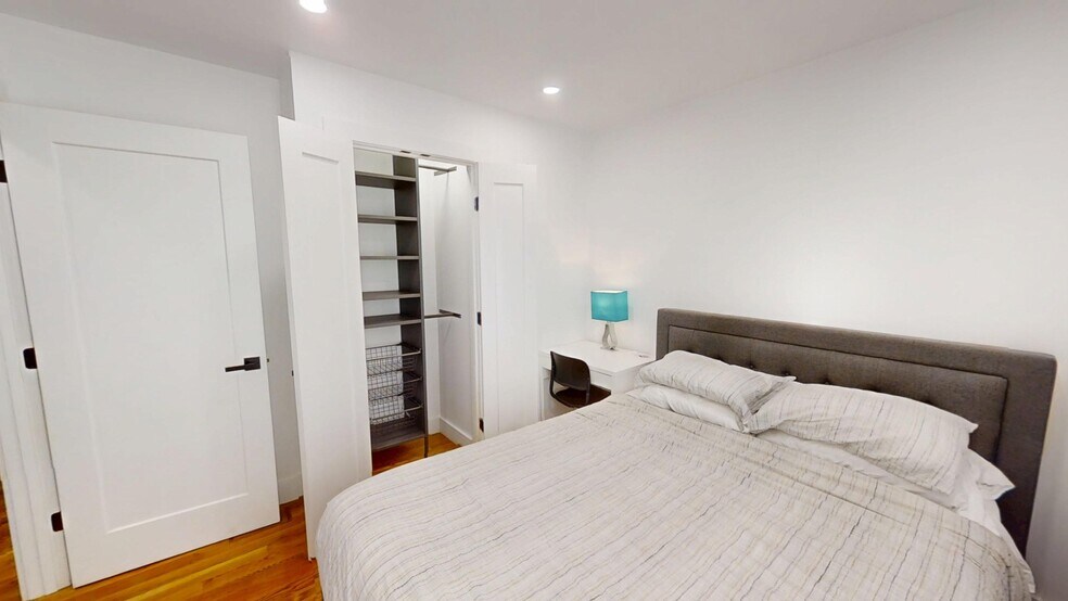 Building Photo - 36 Shepard St