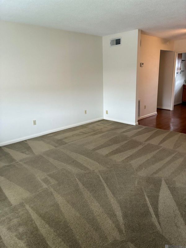 Building Photo - 1701 Lobdell Ave