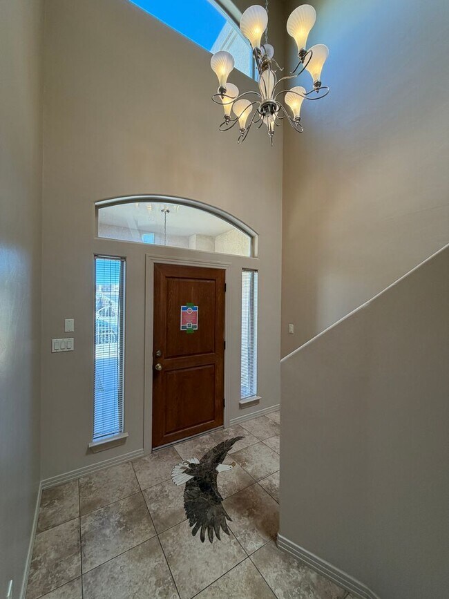 Building Photo - 4 Bedroom Home Plus Office Available Near Eubank Blvd NE & Paseo Del Norte!