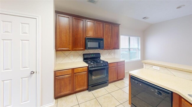 Building Photo - 21723 Chanas Ct
