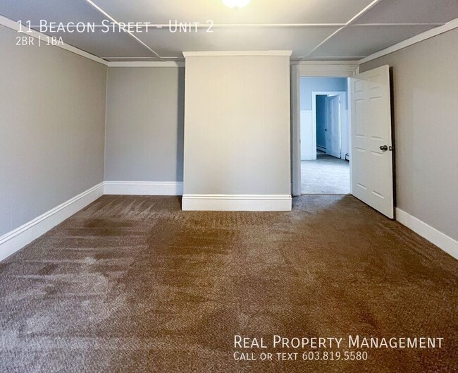 Building Photo - 1st Floor, 2 BR/1BA Apartment Available in...