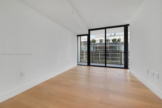 Building Photo - 1176 97th St