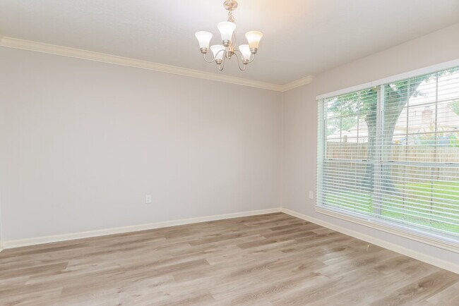 Building Photo - 4707 Havenwoods Dr