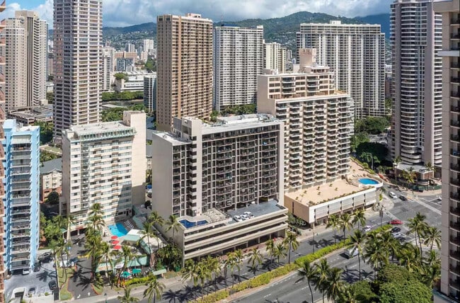 Building Photo - 1850 Ala Moana Blvd
