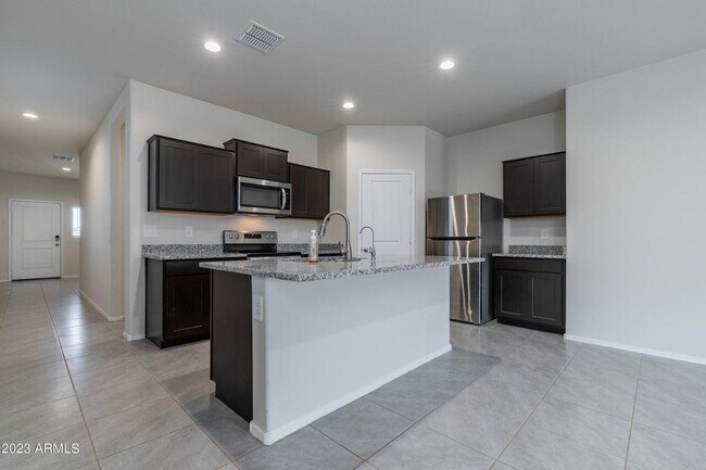 Building Photo - 5206 Gummite Dr