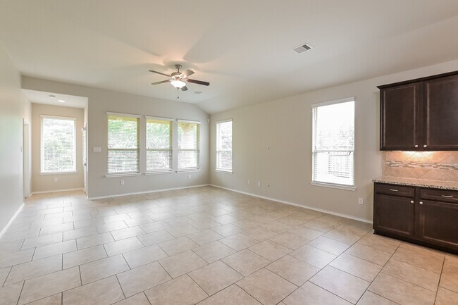 Building Photo - 4711 Creekside Hvn Trl