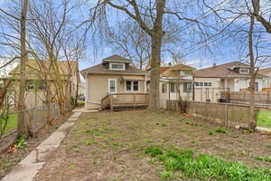 Building Photo - 3507 N Osceola Ave
