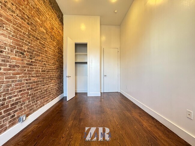 Building Photo - 1047 Bedford Ave