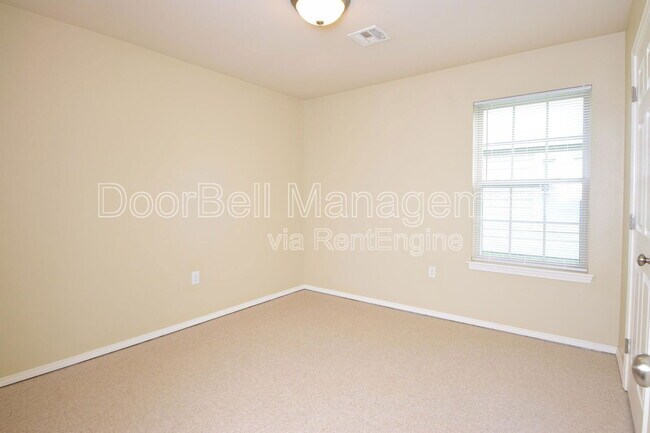 Building Photo - 6013 S Madison Pl