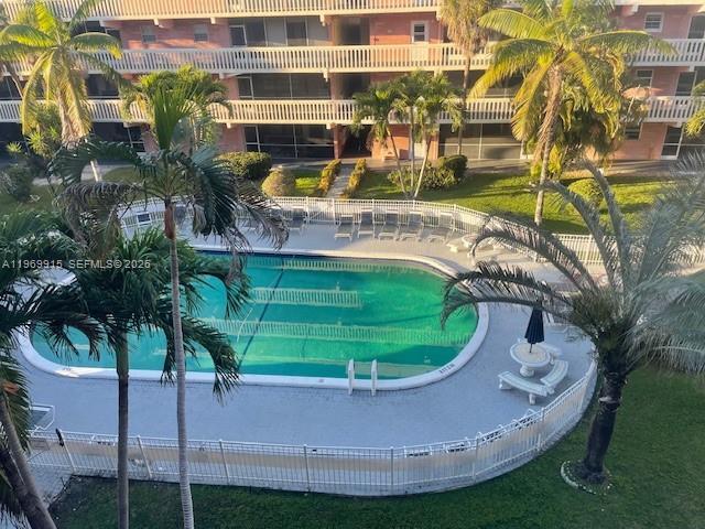 Building Photo - 180 NE 12th Ave