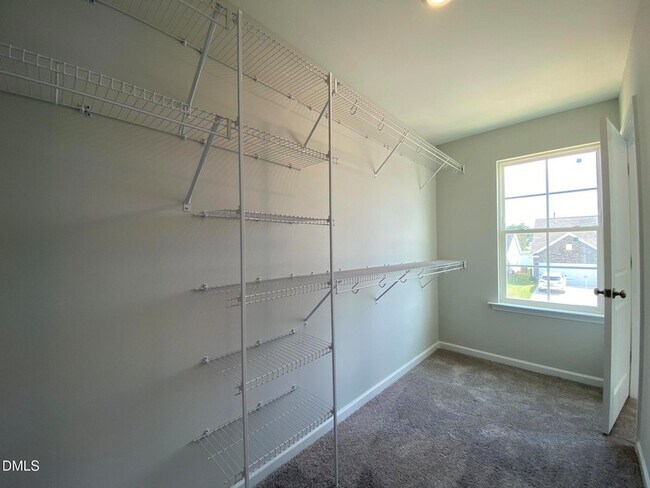 Building Photo - 17 Red Crabapple Ct