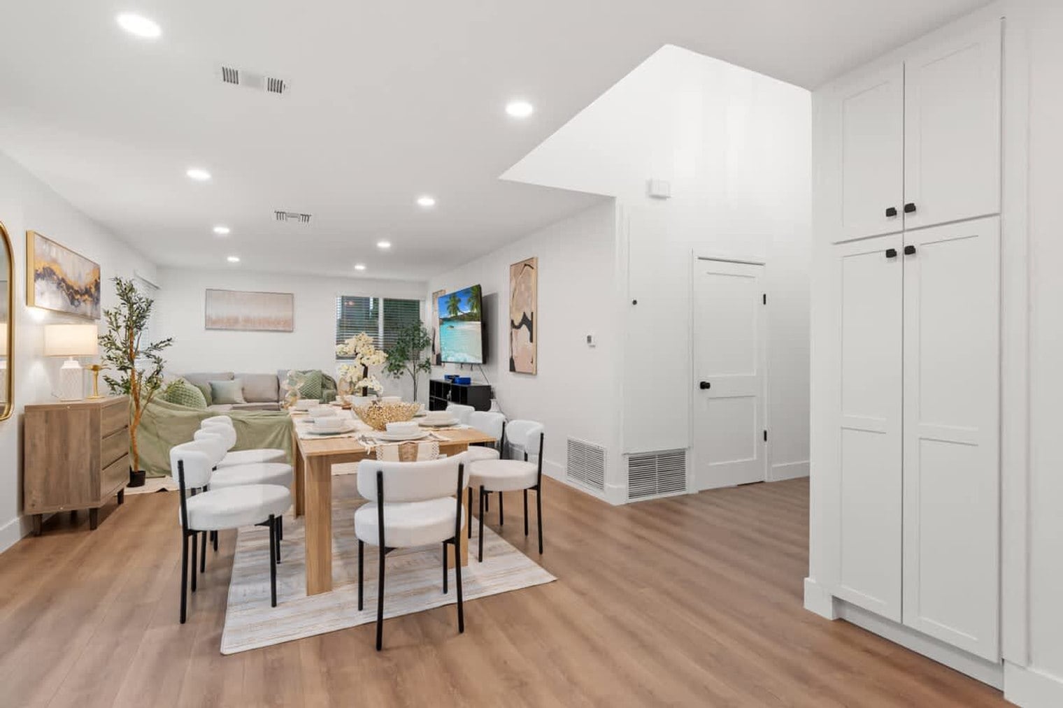 Building Photo - 1676 Raynell Way