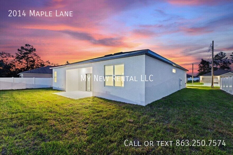 Building Photo - 2014 Maple Ln