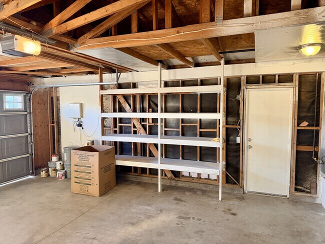 Building Photo - 4238 Brookside Dr