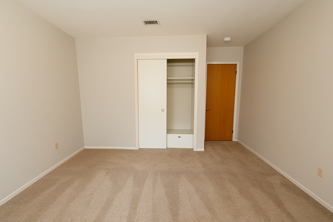 Building Photo - 3972 Vista San Miguel