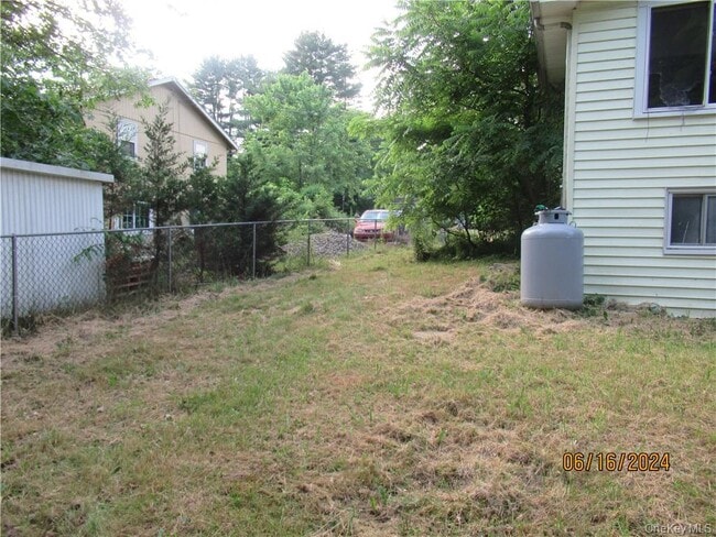 Building Photo - 82 North Rd