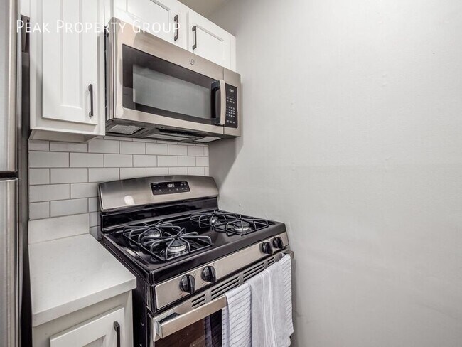 Building Photo - 1000 King Ave