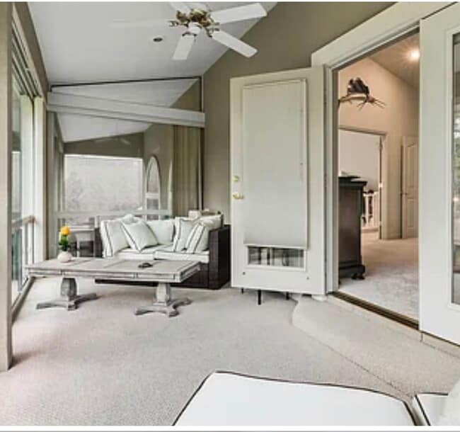 Building Photo - 10947 Palmetto Blvd