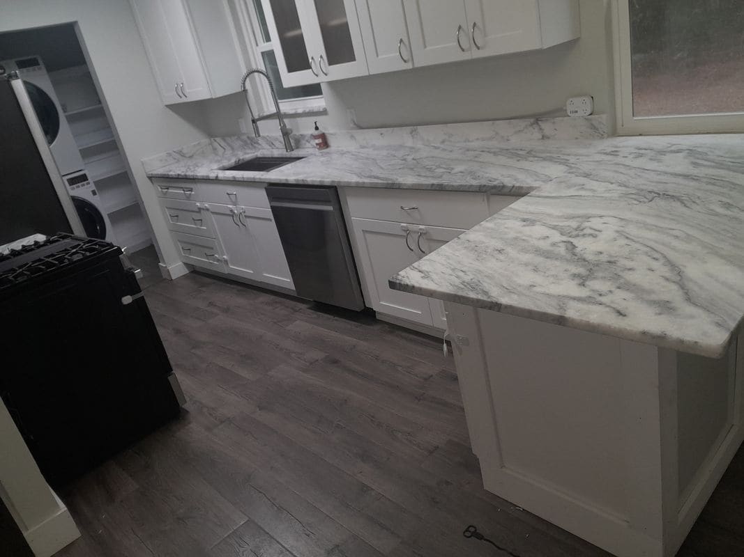 Building Photo - 4085 Pier Station Rd E