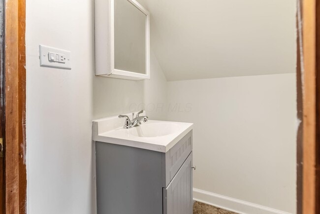 Building Photo - 1295 Wilson Ave